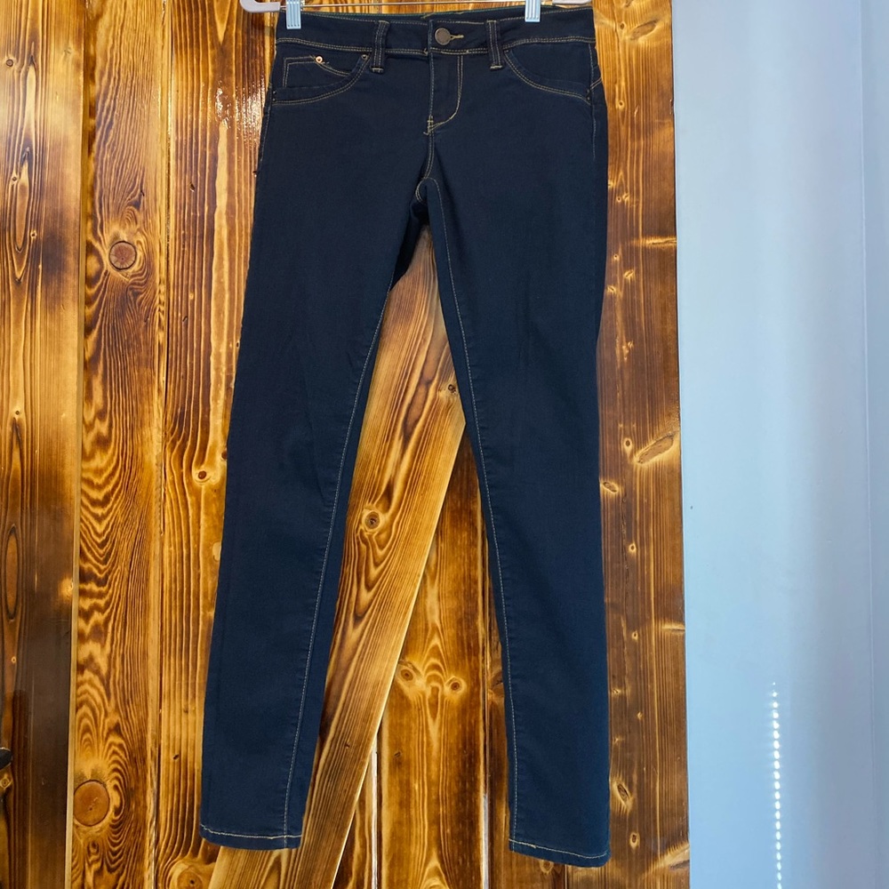 YMI jegging size 7
